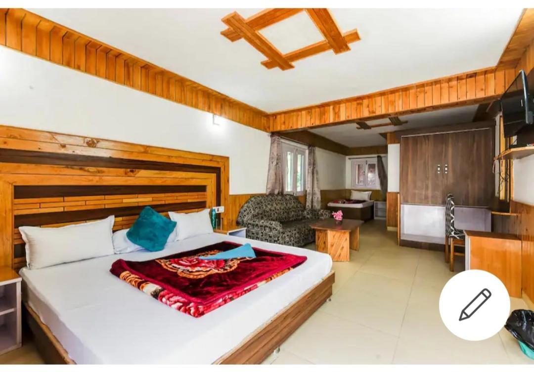 Tirthan Crest Homestay Banjar Екстер'єр фото