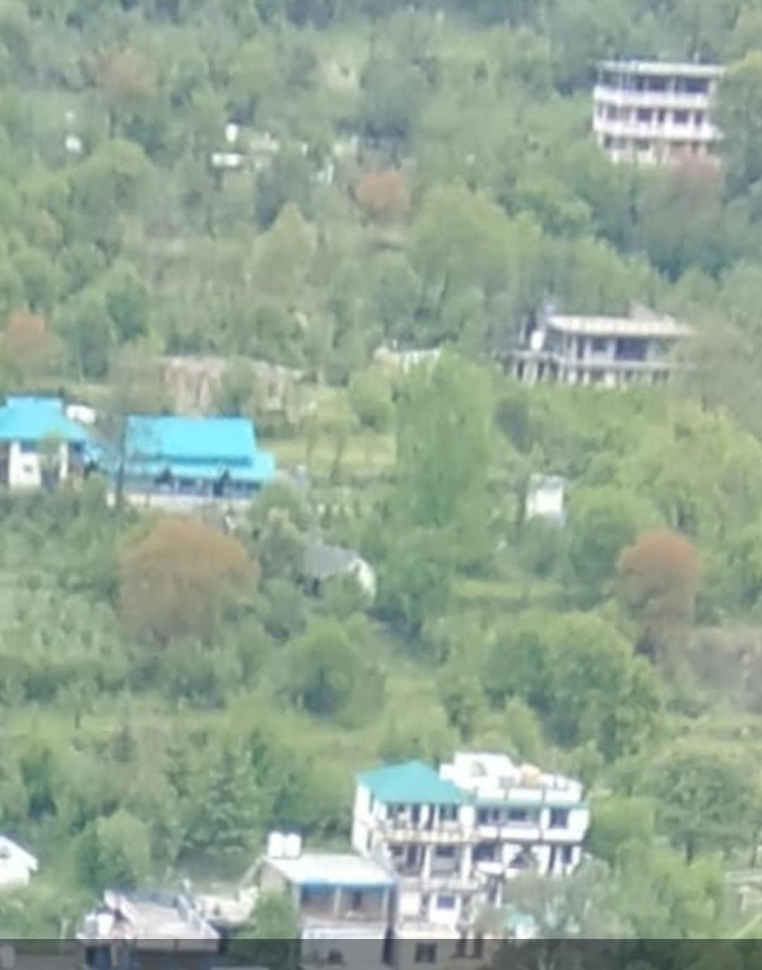 Tirthan Crest Homestay Banjar Екстер'єр фото