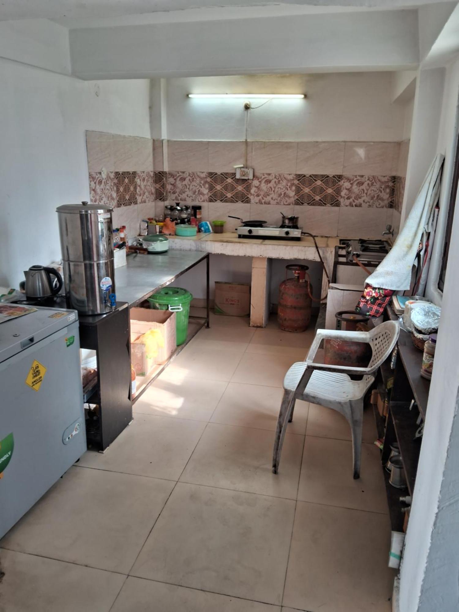 Tirthan Crest Homestay Banjar Екстер'єр фото